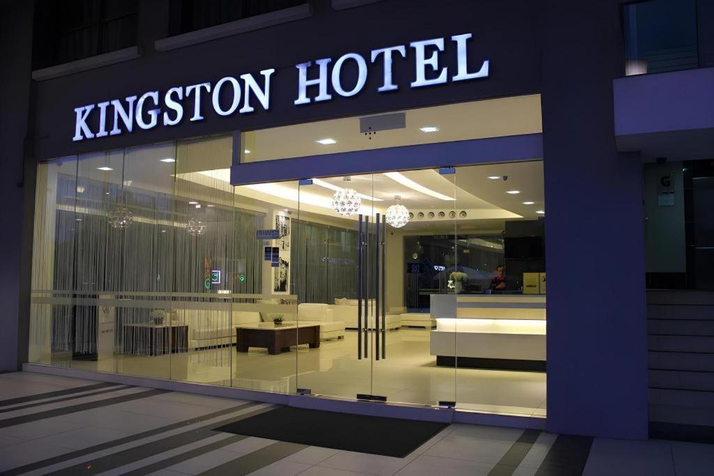 Kingston Hotel Kota Kinabalu Buitenkant foto