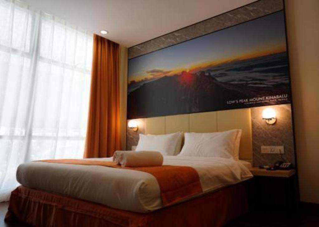 Kingston Hotel Kota Kinabalu Buitenkant foto