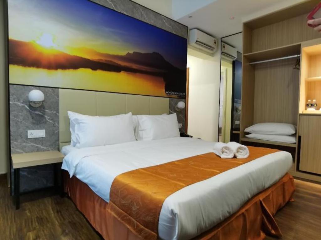 Kingston Hotel Kota Kinabalu Buitenkant foto