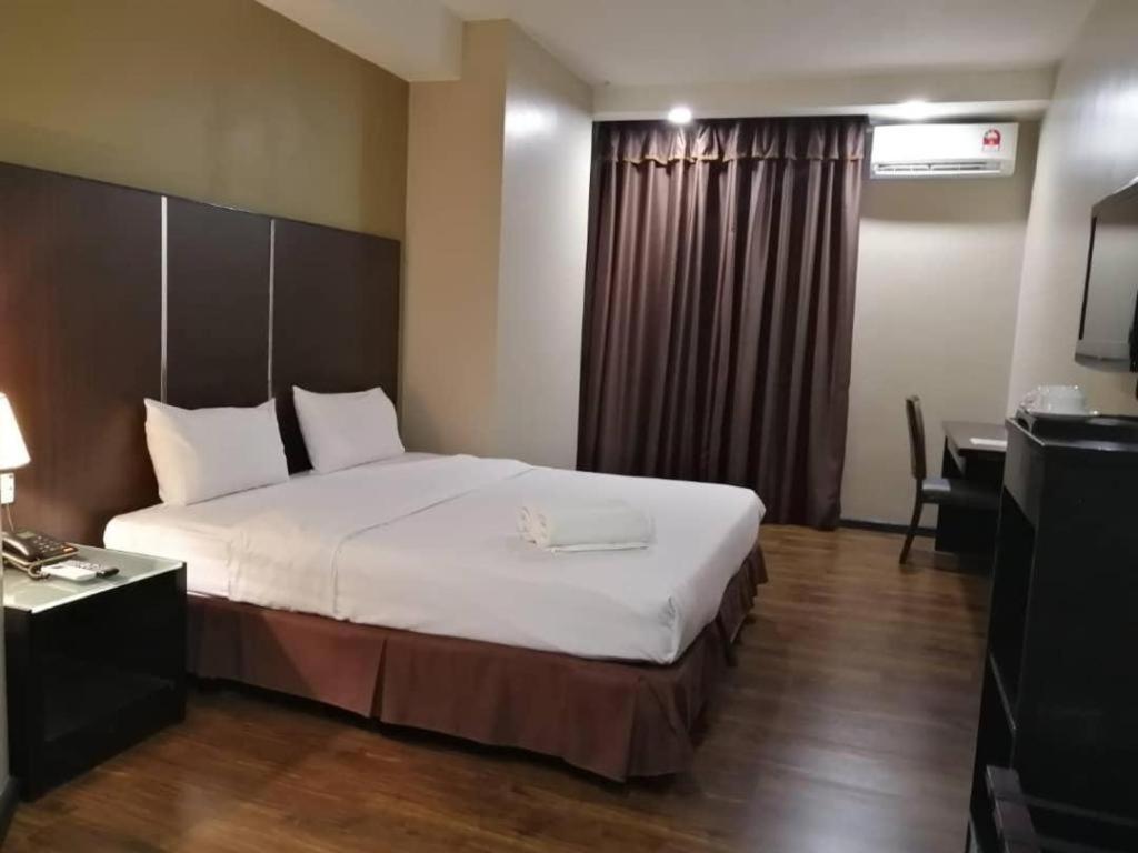 Kingston Hotel Kota Kinabalu Buitenkant foto
